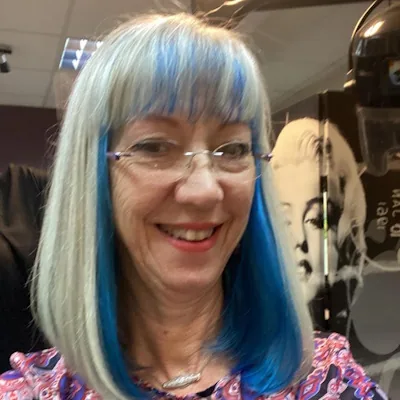 Yvonne — Hair stylist